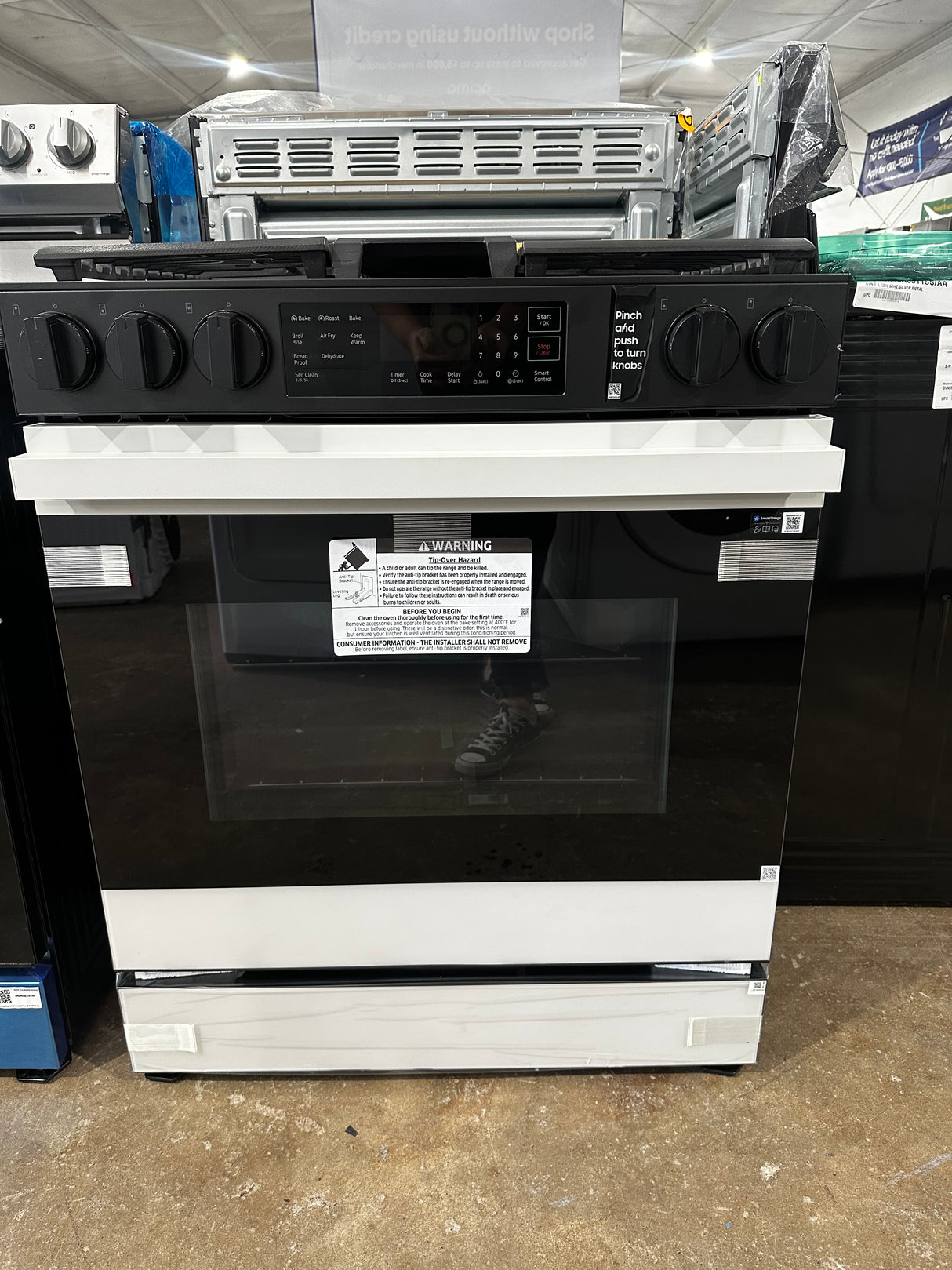 Scrastch and Dent-Bespoke 30 in. 6.0 cu. ft. 5 Burner Smart Slide-In Gas Range with Air Fry & Safety Knobs in White Glass