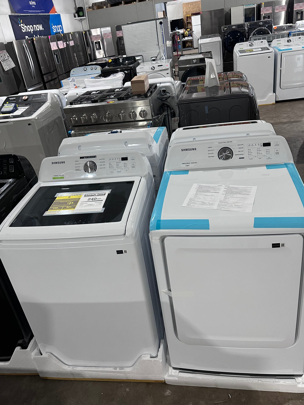 4.4 cu. ft. Top Load Washer with Agitator and Vibration Reduction in White ( Electric Dryer
