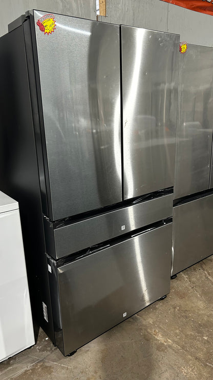 Samsung - Bespoke 29 cu. ft 4-Door French Door Refrigerator with Beverage Center - Stainless steel