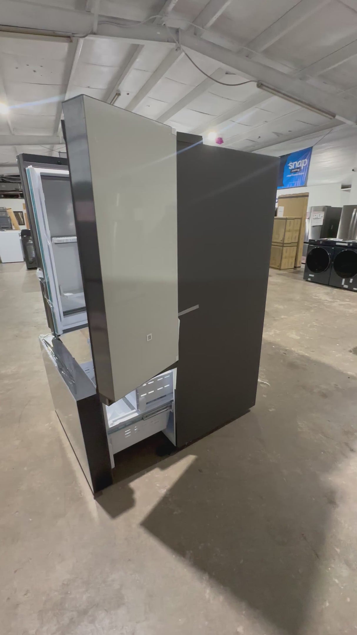 Scratch and Dent-Bespoke 3-Door French Door Refrigerator (30 cu. ft.) with Beverage Center™ in White Glass
